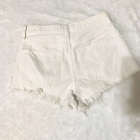 👑White Hollister shorts! - Picture 6 of 7